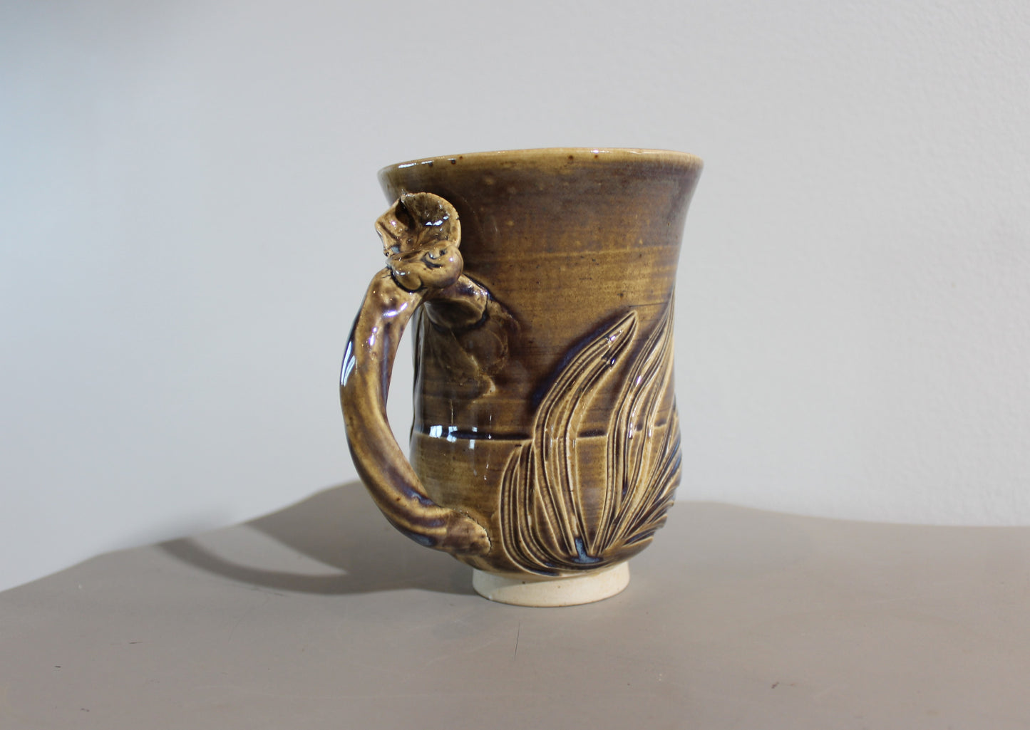 Kiya Nicole | Untitled, Mug w/ Leaf Detail