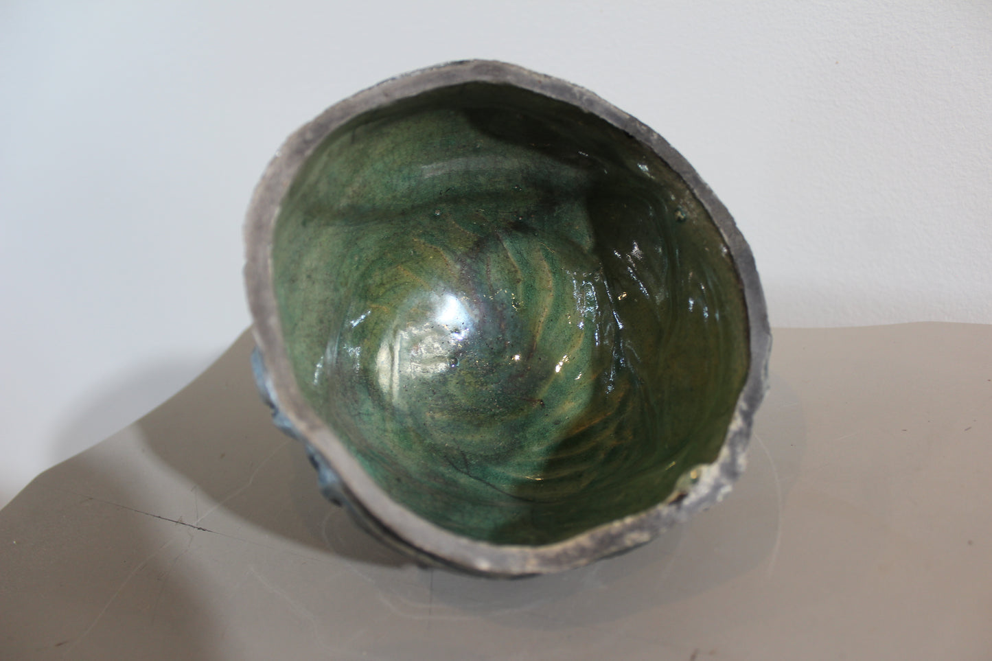 Kiya Nicole | Shimmering Bowl