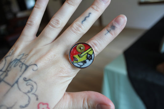 Wrapped around my little finger! | Nilanjan Bhowmik